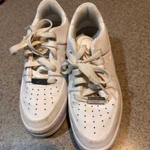Women Nike Airforce. 1 size 6 White